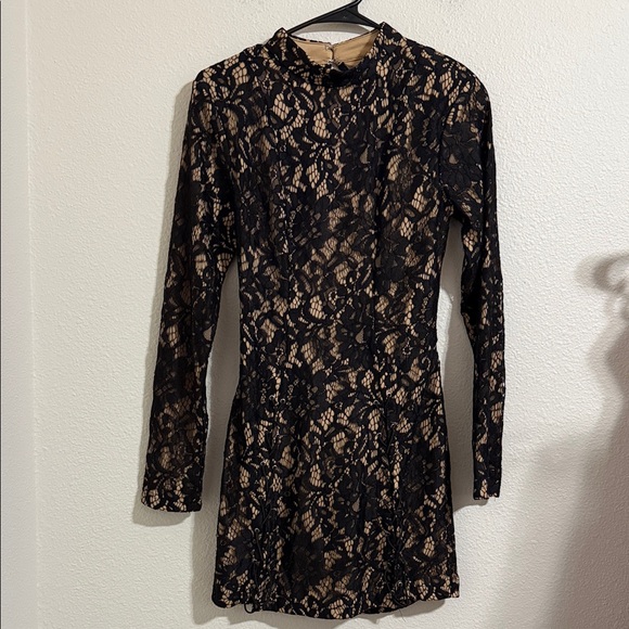 PrettyLittleThing Dresses & Skirts - Pretty Little Thing Black Lace Eyelet Extreme Split BodyCon Dress